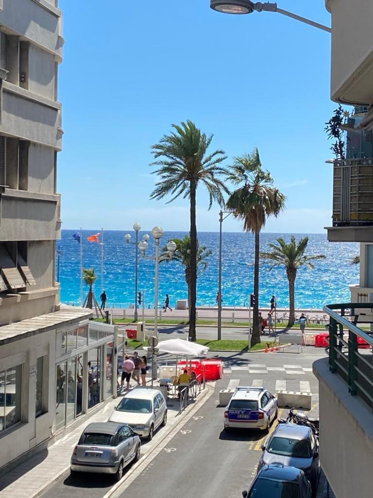 City Center Cute Flat With Sea View One Bedroom Nice Bagian luar foto